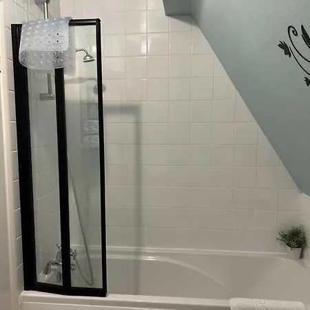 罗素酒店 招待所