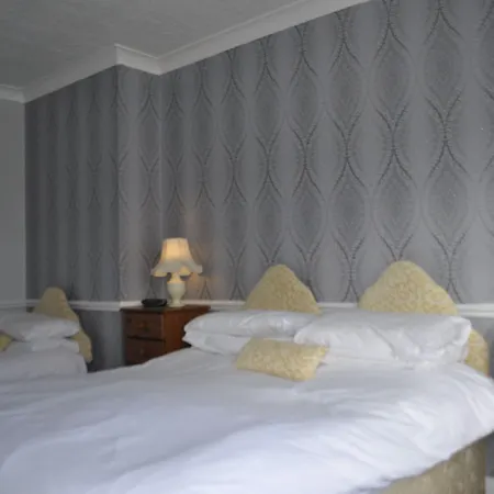 Casa de hóspedes The Russell 4*