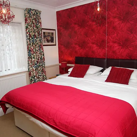 The Russell Scarborough