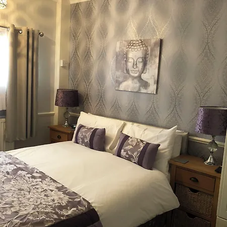 The Russell Vendégház 4*