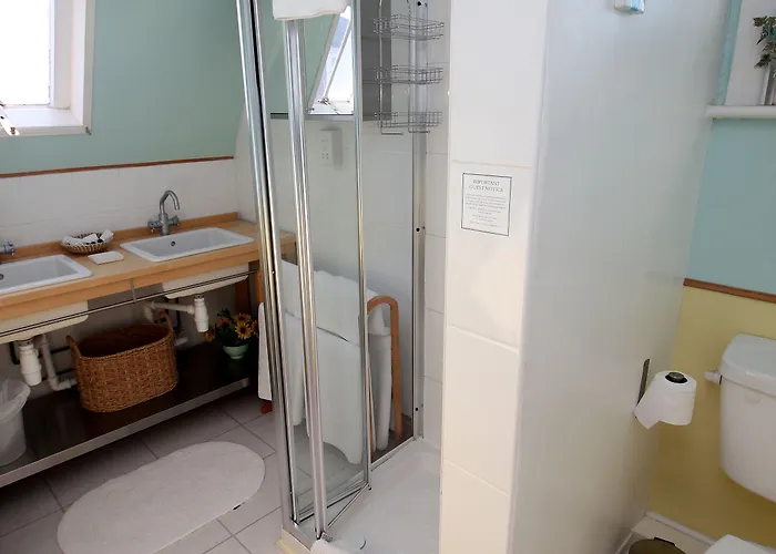 The Russell Guest house 4*