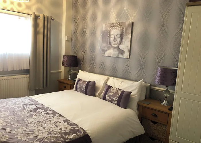 The Russell Guest house 4*