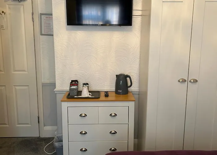 The Russell Scarborough